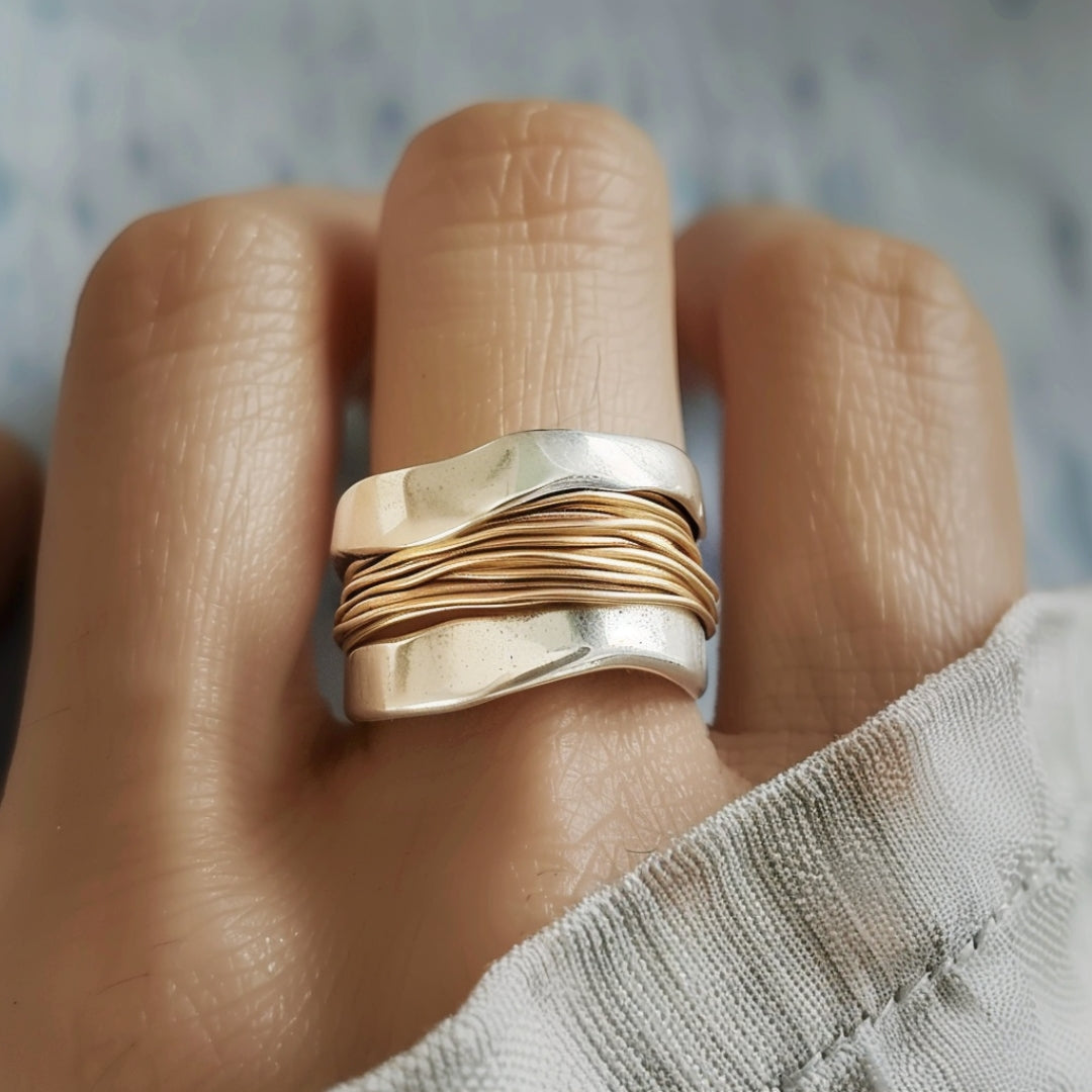 RENA - Silver Golden Threads Ring