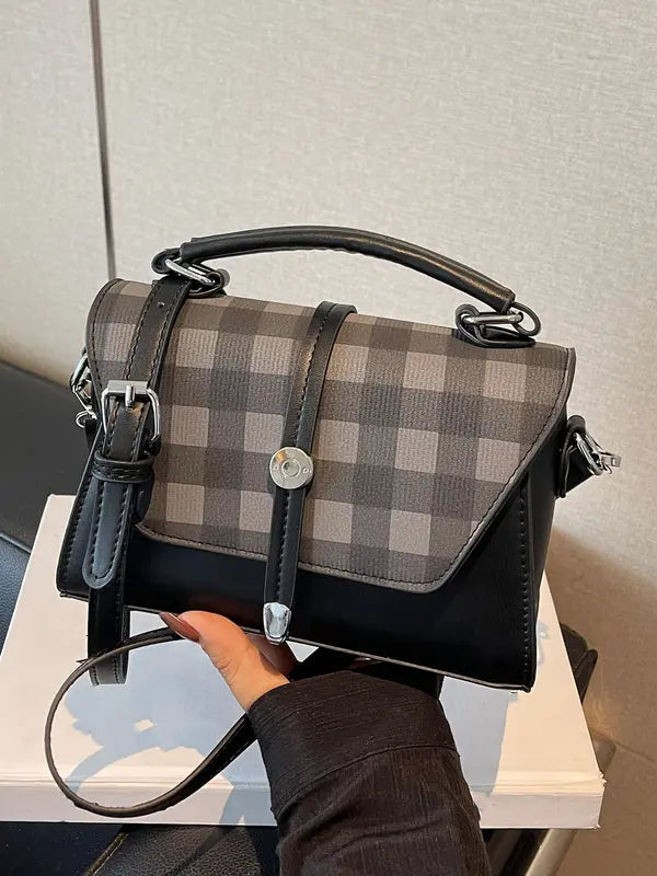 MARLYNN - Vintage-Style Small Square Shoulder Crossbody Bag with Contrast Stitching
