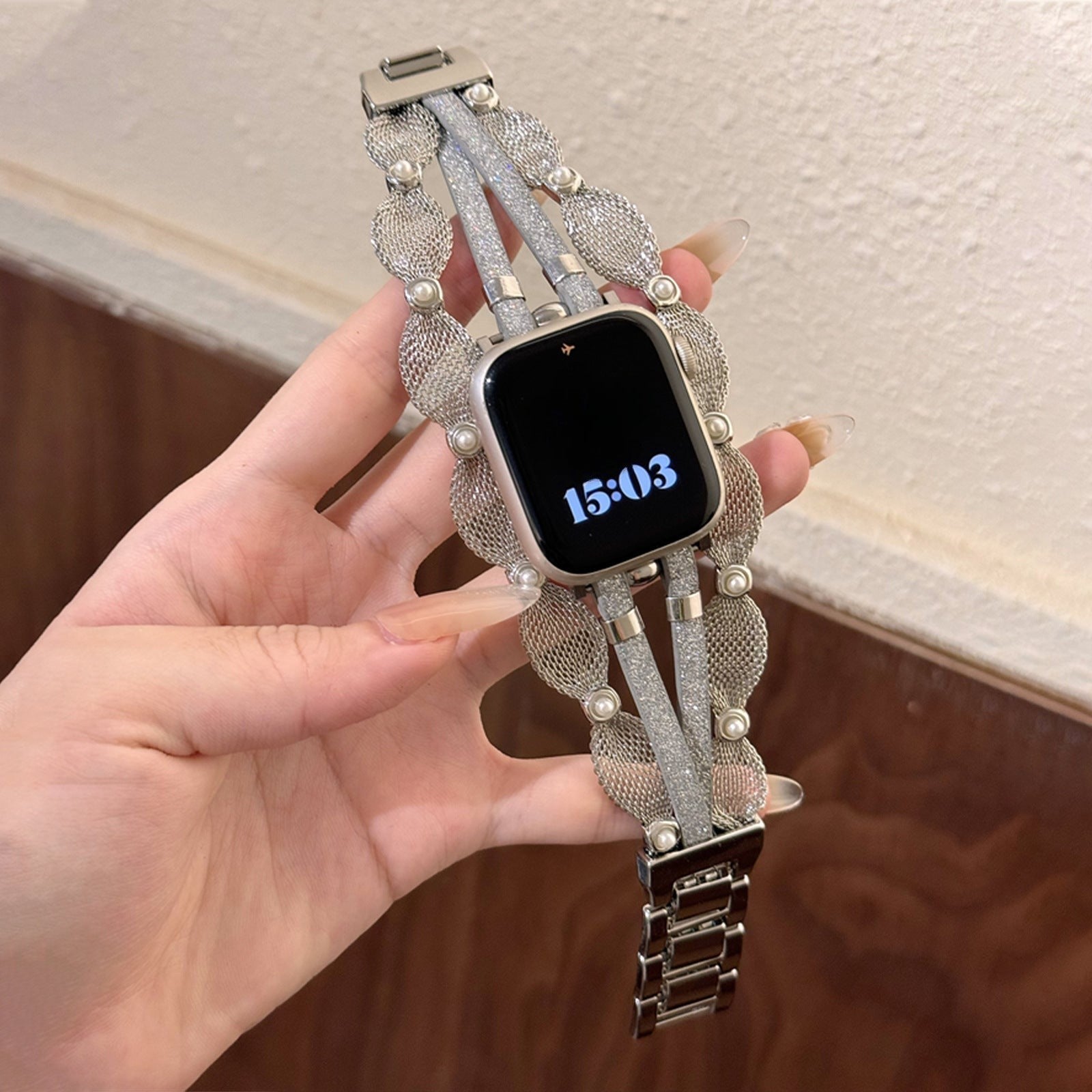 Chic Apple Watch Bracelet, braided mesh, mother-of-pearl beads, sparkling straps, clip clasp, Darune model