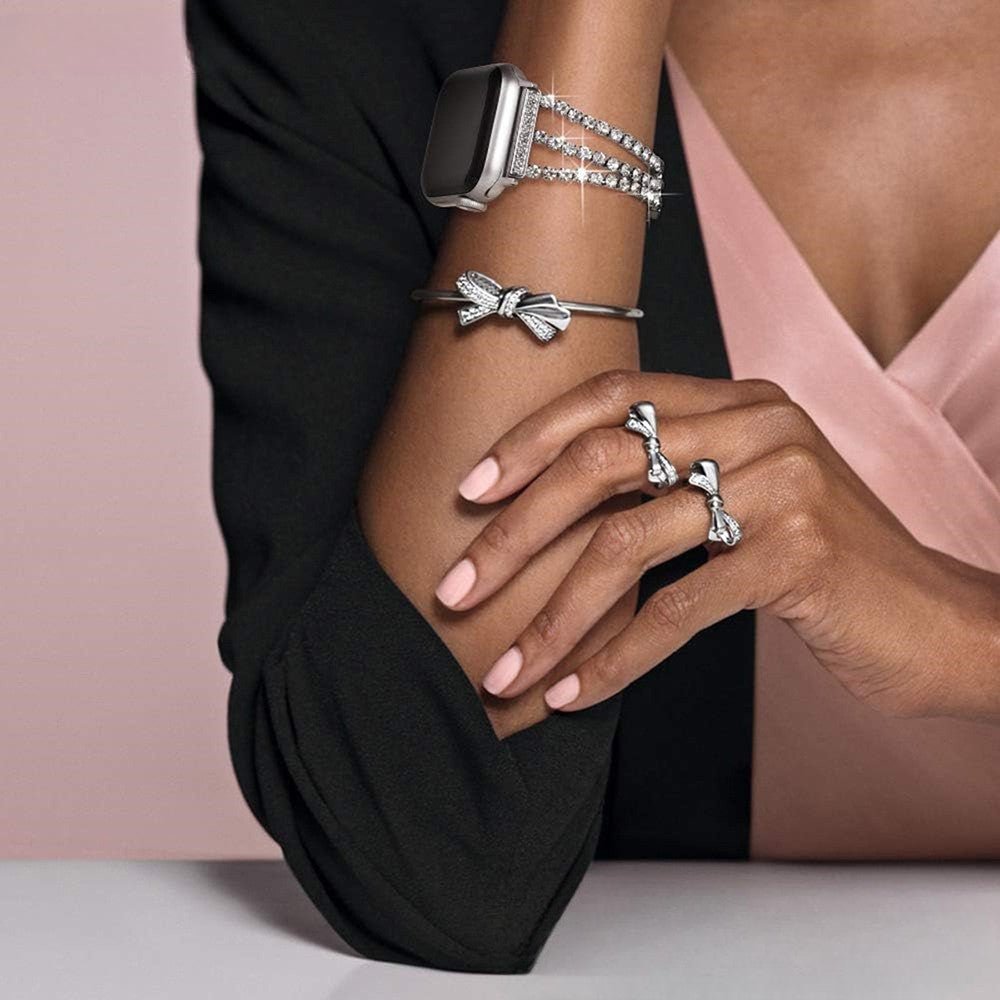 Apple Watch Bracelet, sparkling crystals, elegant design and convenient clasp, evening, Kendja model