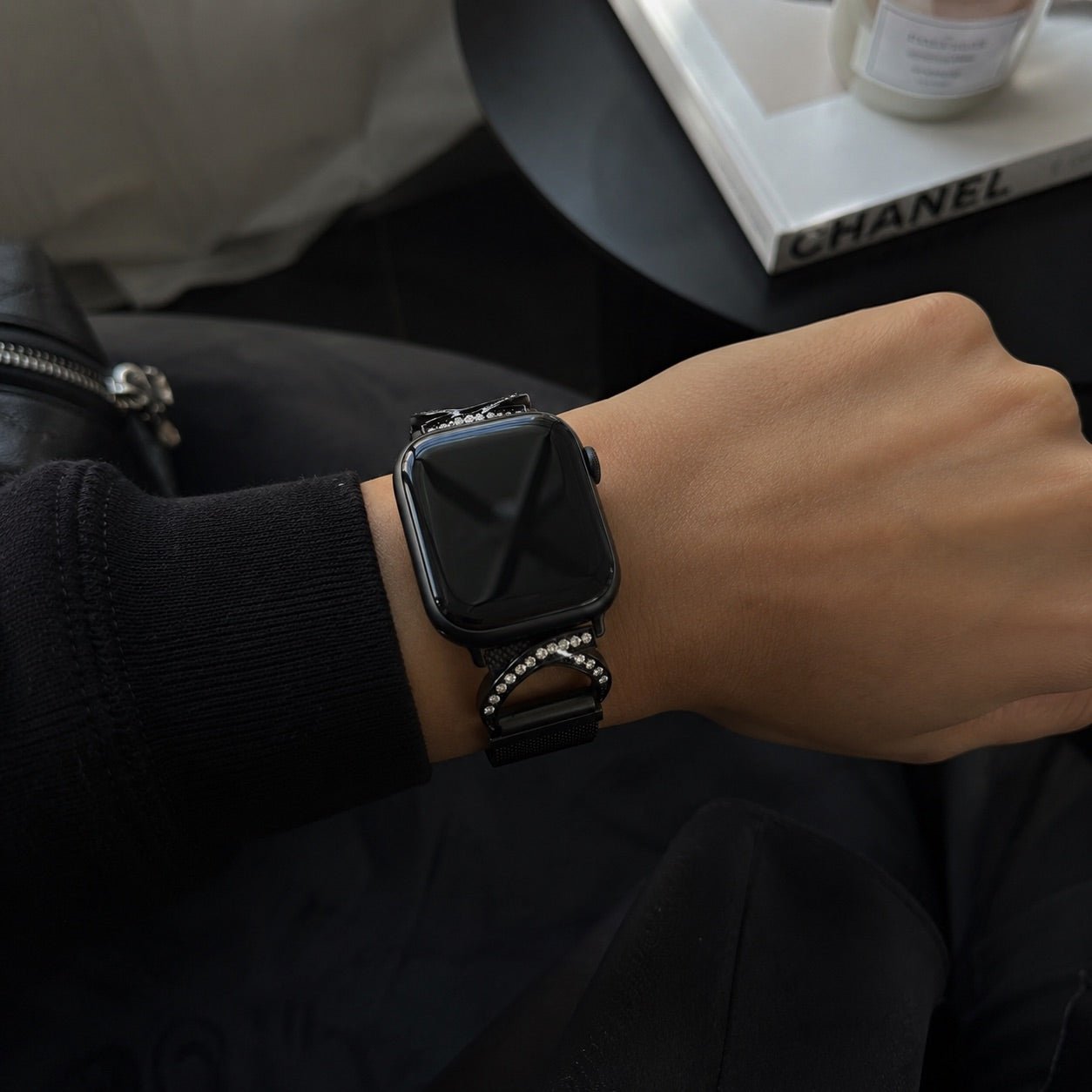 Apple Watch bracelet in stainless steel, adjustable magnetic clasp, elegant mesh with zirconium oxide, Roxie model