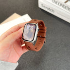 Apple Watch bracelet in perforated silicone, breathable design, stainless steel clasp, dynamic style, Harténie model