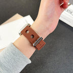 Apple Watch bracelet in perforated silicone, breathable design, stainless steel clasp, dynamic style, Harténie model