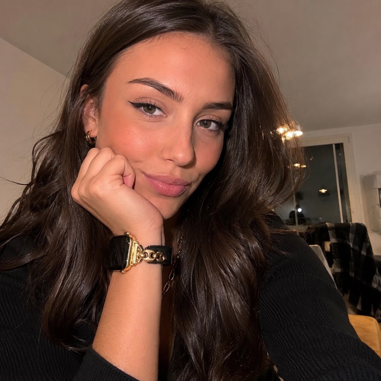 Apple Watch marine mesh bracelet, slim adjustable strap with pin buckle, gold, silver, and black finishes, Malsa model