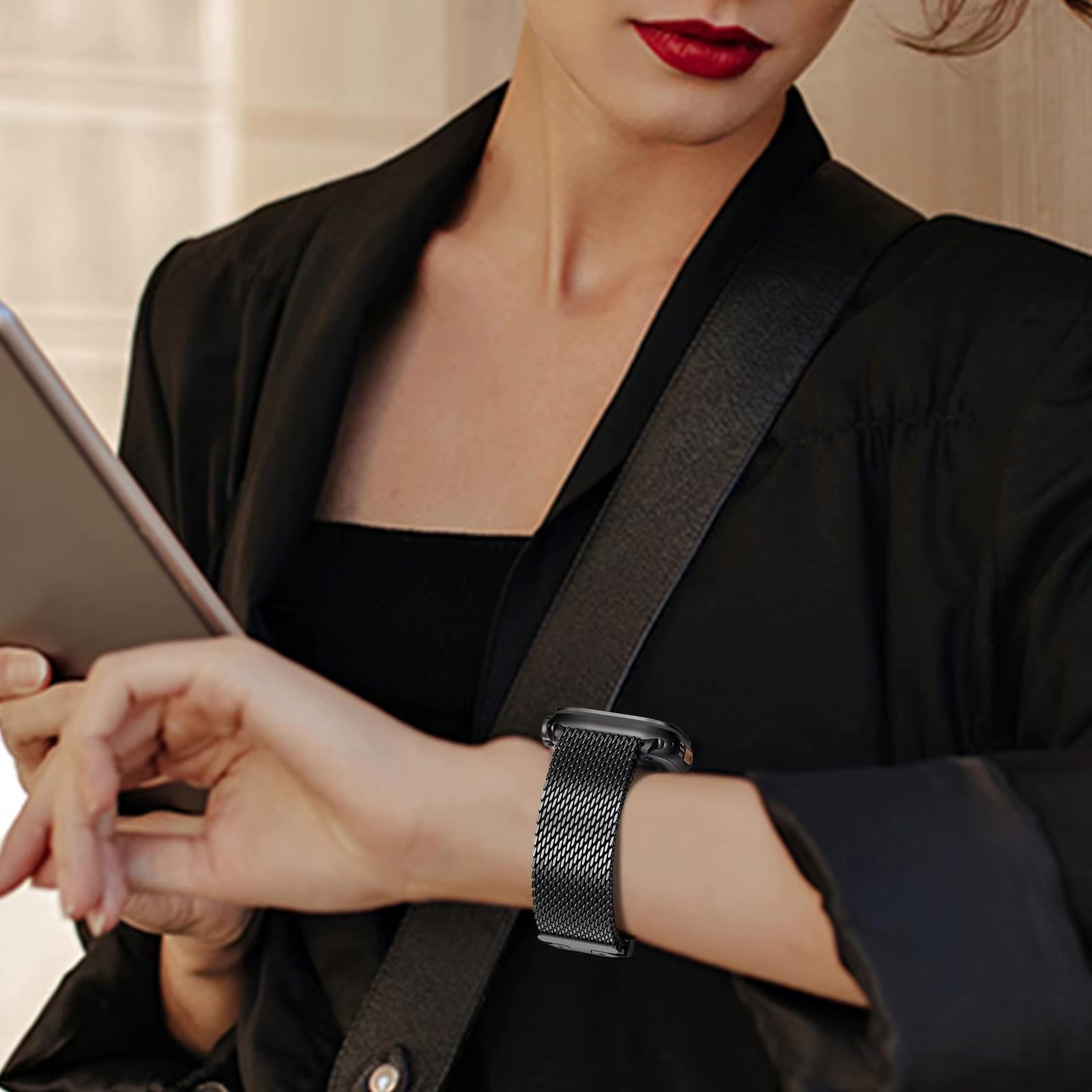 Apple Watch Bracelet in Stainless Steel, Milanese Mesh, Tactical Clasp, Elanko Model
