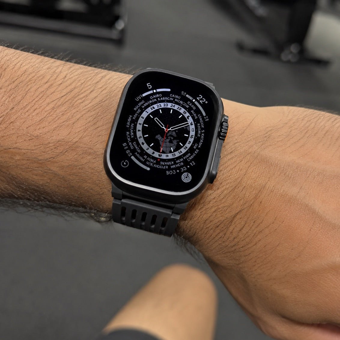Arda Model Apple Watch Sport Bracelet in Breathable Grooved Silicone, Steel Buckle