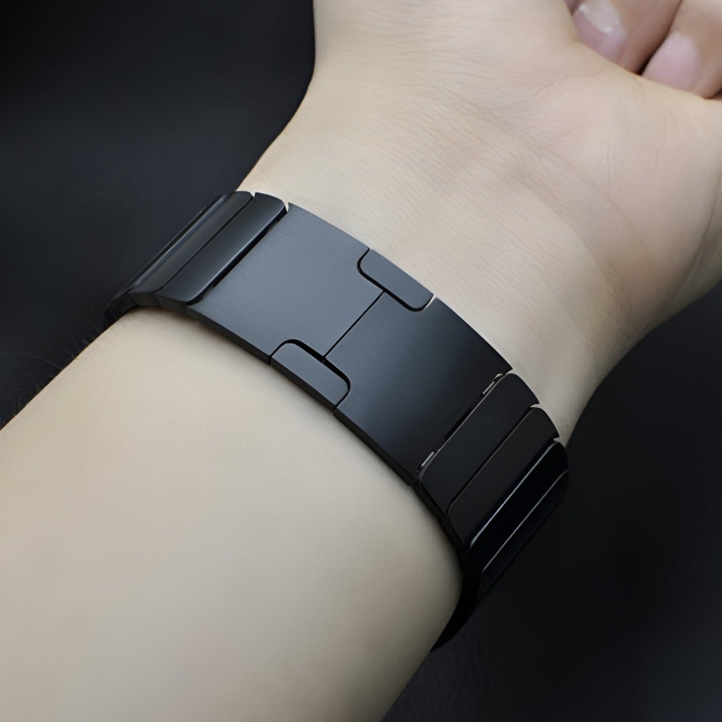 Apple Watch Bracelet in Stainless Steel, Adjustable Links, Butterfly Clasp, Juno Model