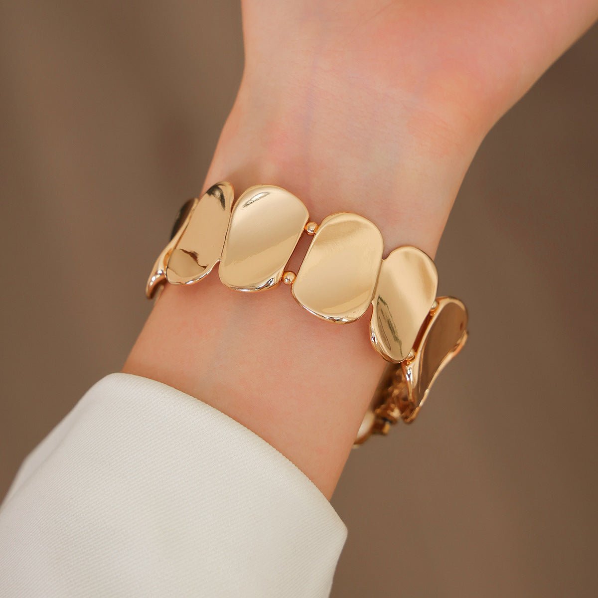 Apple Watch Bracelet, polished pebble links, rhinestone connectors, for women, Lidia model