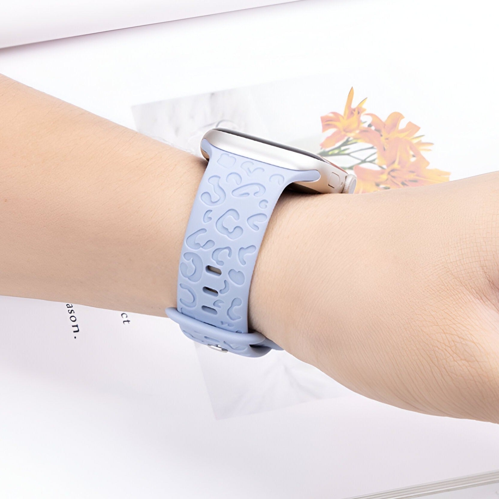 Apple Watch Silicone Bracelet, Embossed Leopard Pattern, All Series, Soria Model