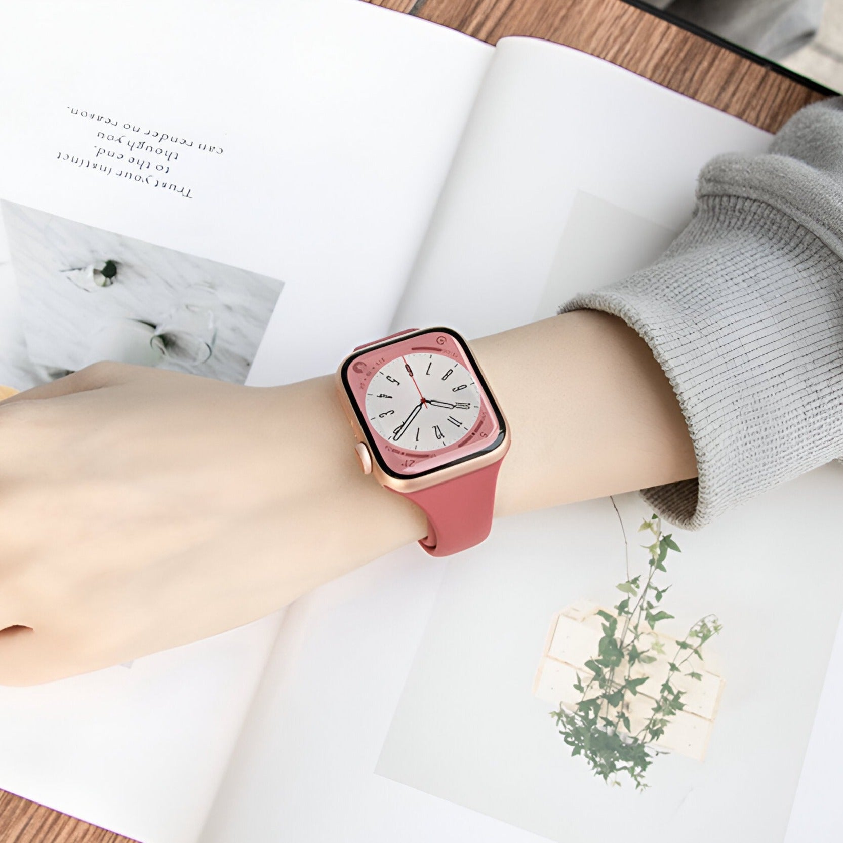 Apple Watch Silicone Bracelet, Slim Design, Butterfly Clasp, for Women, Kairo Model