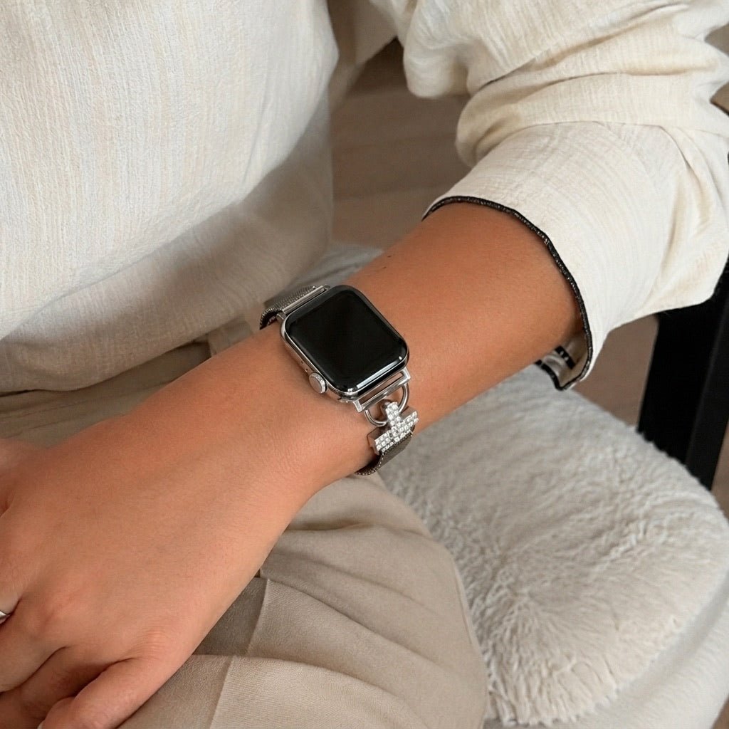 Mesh bracelet for Apple Watch, stainless steel with magnetic clasp, cross ornament and zirconium oxide, Aménia model