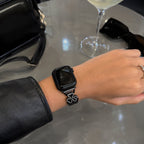 Mesh bracelet for Apple Watch, stainless steel with magnetic clasp, clover pendant set with zirconium oxide and mother-of-pearl, Podale model