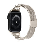 Mesh bracelet for Apple Watch, stainless steel with magnetic clasp, clover pendant set with zirconium oxide and mother-of-pearl, Podale model