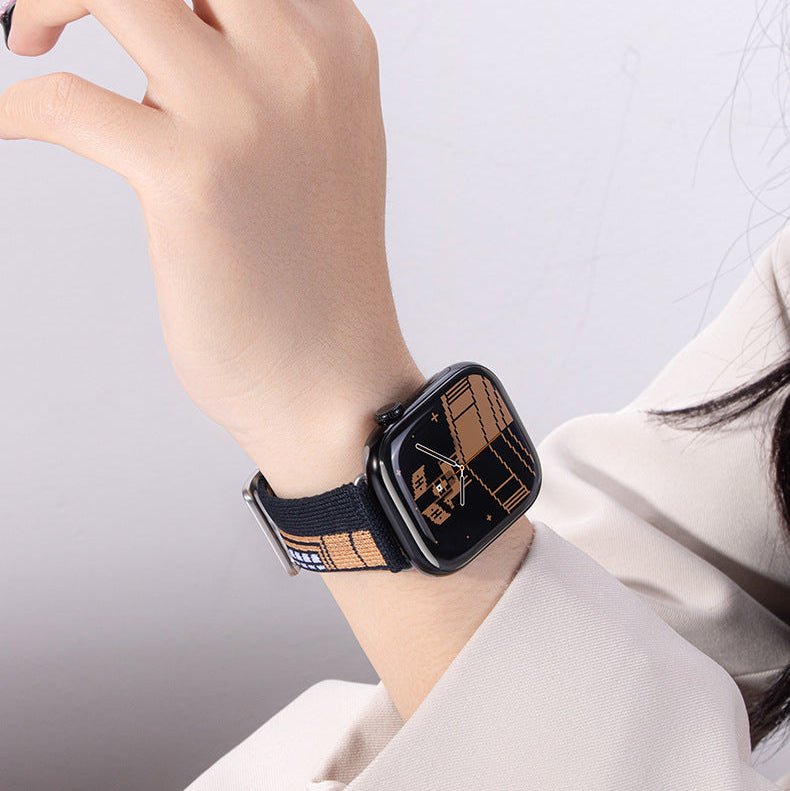 Woven nylon strap for Apple Watch, pixelated geometric pattern, pin buckle, Aréna model