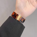 Full cover with strap for Apple Watch, resin link with leopard pattern, bold and modern style, Kidine model