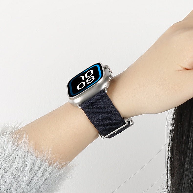 Apple Watch bracelet in braided nylon, wave pattern and raised H, pin buckle, Esmeralda model