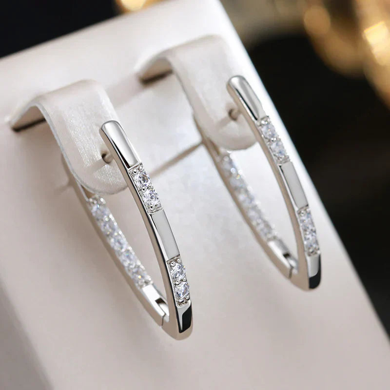 CLARITA - Elegant Zirconia Earrings in Gold
