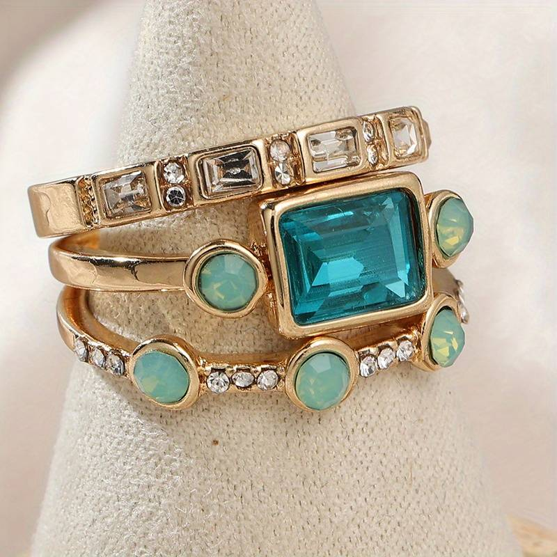 DARLENE - Vintage Blue Crystal Ring Set