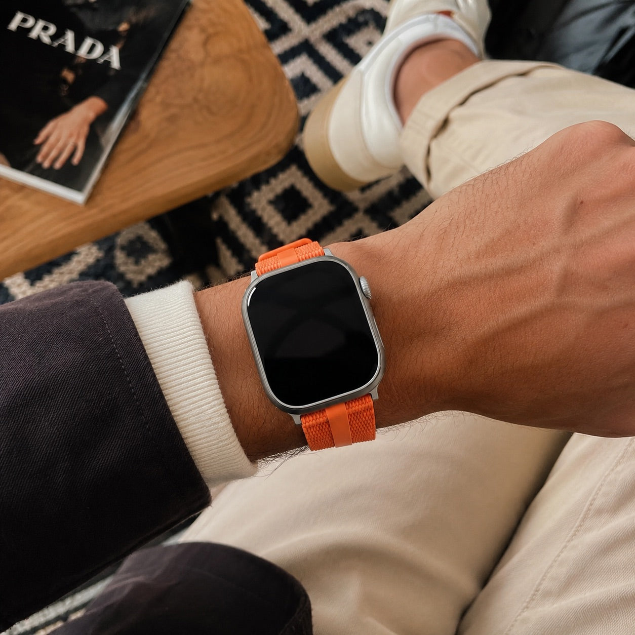 Textured Silicone Apple Watch Bracelet with a sturdy stainless steel buckle, offering absolute comfort, Guetta model